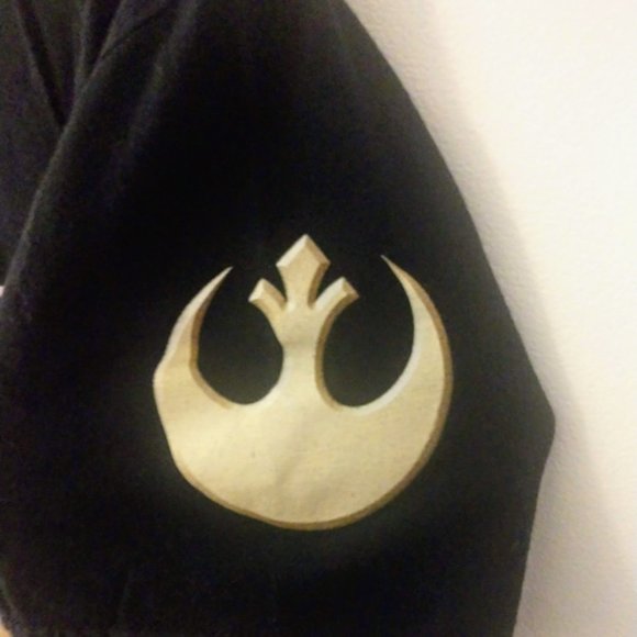 Unisex Star Wars Millennium Falcon Black Tee - Picture 2 of 5